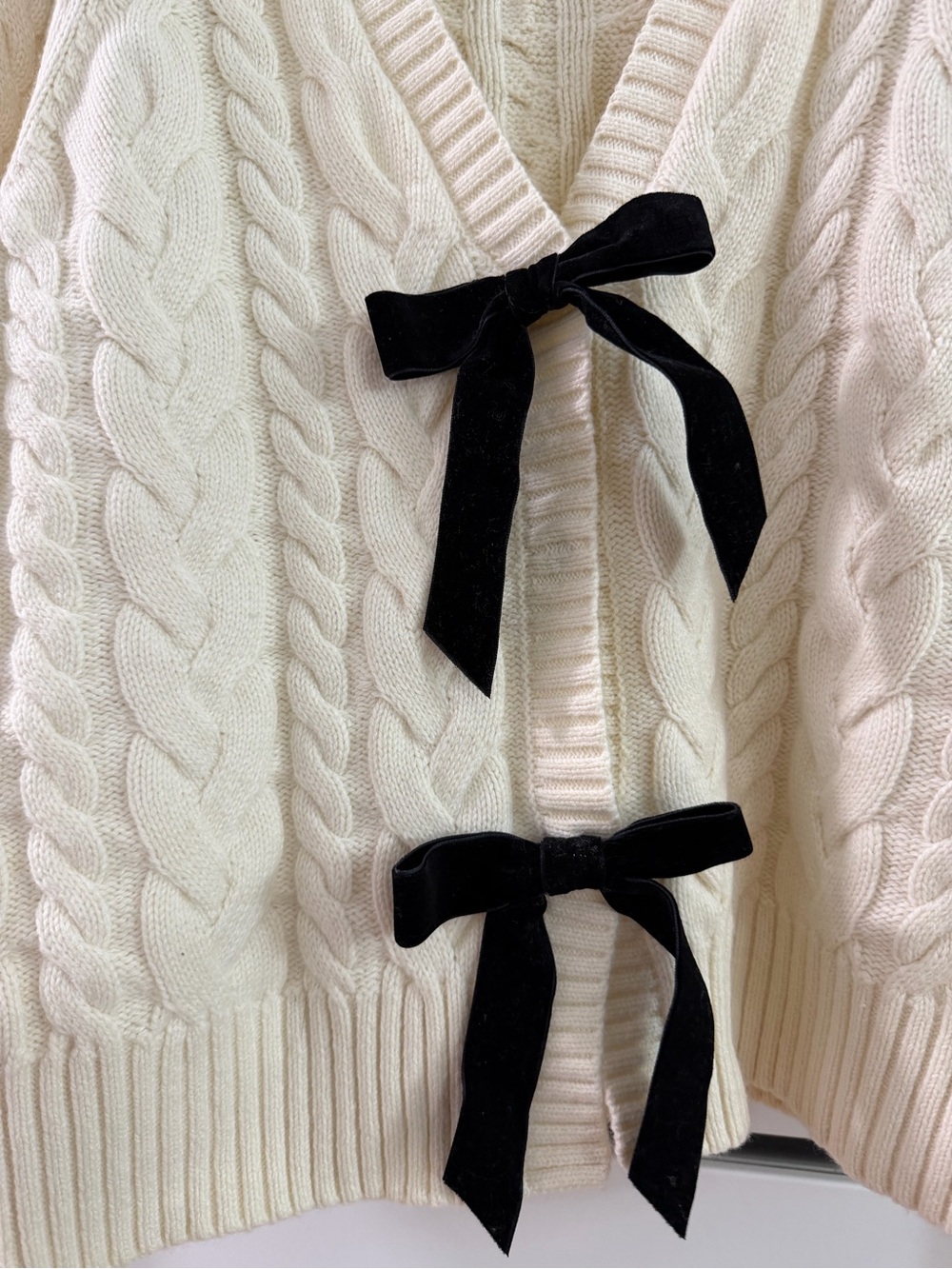 Rails Clarissa Top in Cream Cable-Knit with Black Velvet Bows - Picture 4 of 9